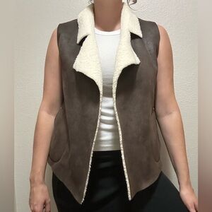 French Connection Faux Shearling Vest Brown Sherpa Lined Size Medium